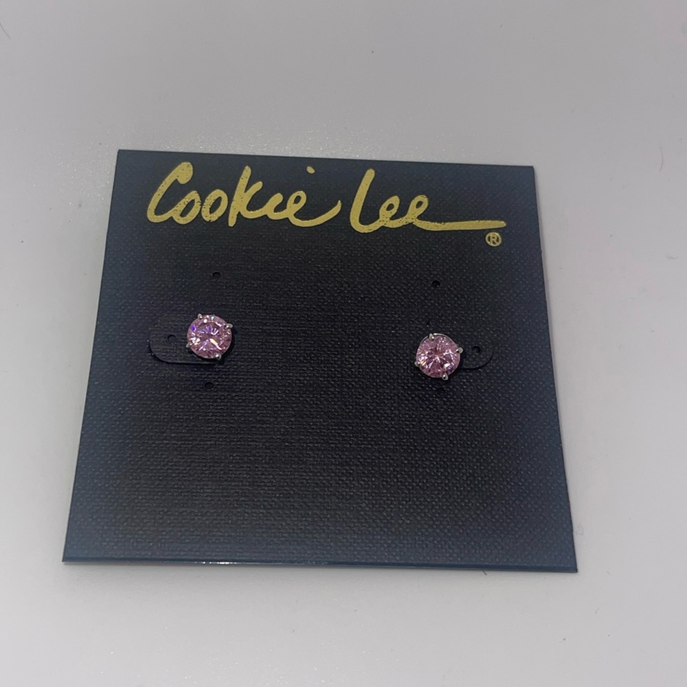Cookie Lee NWT Genuine cubic zirconia pink post earrings. Style 59380